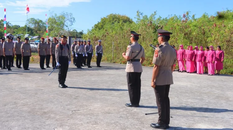 Menjelang Hari Bhayangkara KE‑80, Kapolres Tual Pimpin Upacara Ziarah