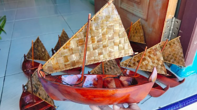 Hanarun Handmade Luncurkan  Miniatur Sampan Tradisional Khas Kei