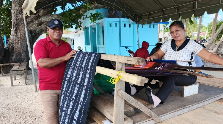 Pengrajin Tenun Harapkan Dukungan Pemerintah di Wonderful Sail to Indonesia