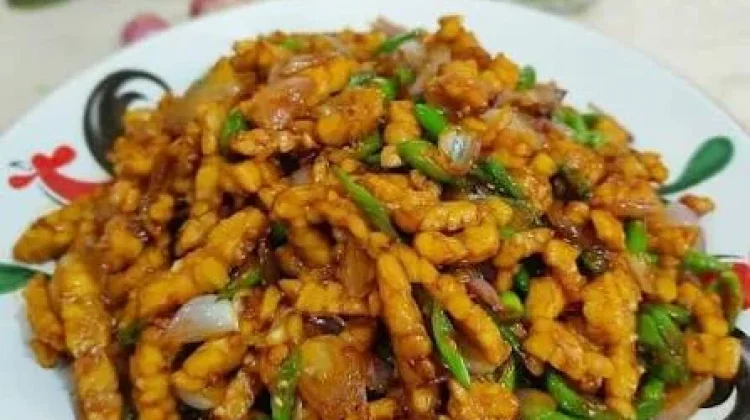 Orek Tempe Cabai Hijau,menu makan siang praktis