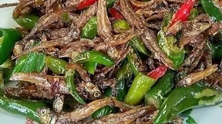 Oseng Teri Cabe Hijau,menu makan siang menyehatkan