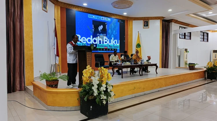 Bedah Buku Dihadiri Sekitar 150 Peserta dari Berbagai Kalangan