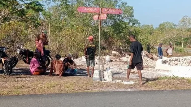 Pembuatan Monumen Yohanes Kusters di Pintu Masuk Desa Namar Menjadi Ikon