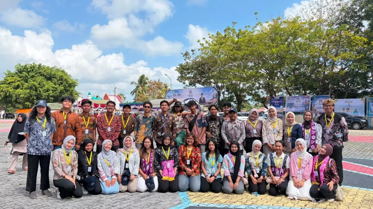 50 Hari KKN, Mahasiswa UGM Belajar Beradaptasi dengan Kehidupan Masyarakat Timur