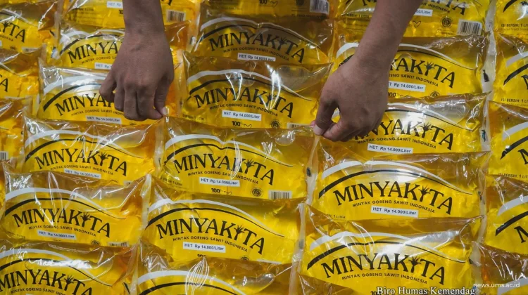 Warga Keluhkan Harga Minyak Kita diatas HET