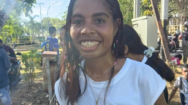 Marta Siarukin Terlebih Dahulu Capai Garis Finis Lomba Lari Maraton di Dobo