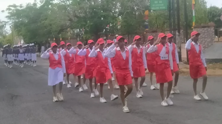 Memeriahkan Hut RI Ke-81, Lomba Gerak Jalan Indah di Kabupaten Maluku Tenggara