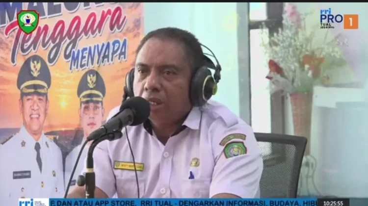 Kei Kecil Barat Benahi Jalan Sambut Event Nasional AMGPM di Ohoira