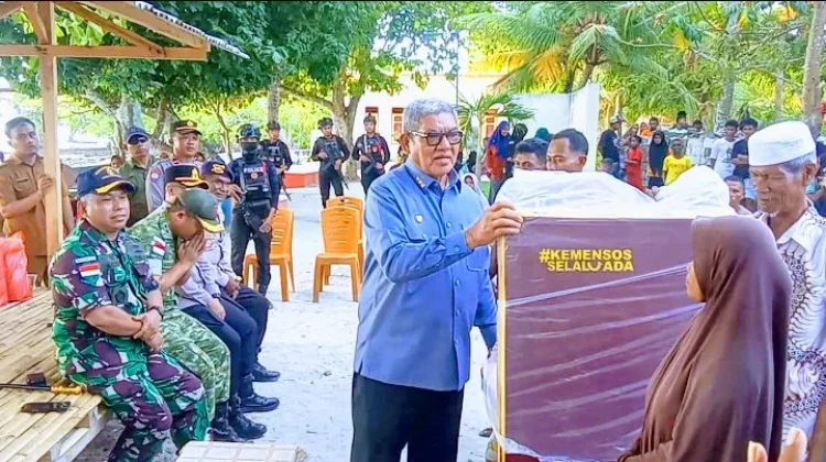 Pemkab Maluku Tenggara Salurkan Bantuan bagi Pengungsi Ohoi Maar