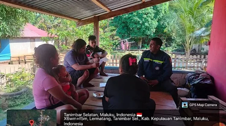 , Bhabinkamtibmas Lermatang Gelar Door To Door System untuk Jaga Kamtibmas