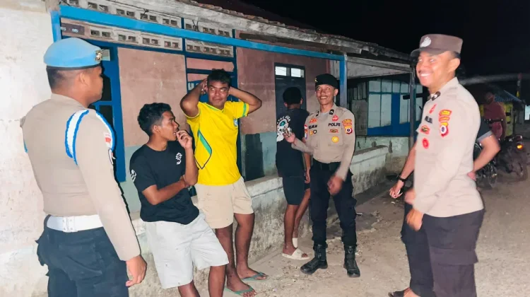 Polsek Selaru Cegah Kriminalitas, Optimalkan Patroli KRYD di Malam Hari