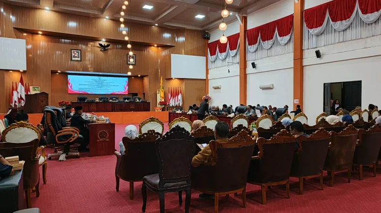 Wali Kota Tual Hadiri Rapat Paripurna RTRW Kota Tual 2026-2046