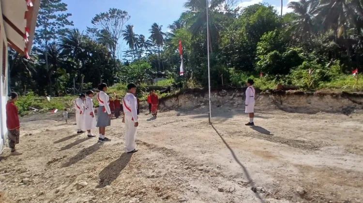 Gedung Baru SMK Kasih Theresia Bombay Difungsikan, Upacara HUT RI Digelar Perdana