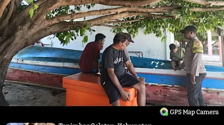 Bhabinkamtibmas Matakus Sambangi Nelayan, Sampaikan Pesan Kamtibmas