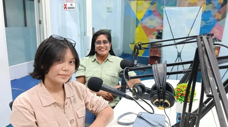 English Corner Pro 2 RRI Langgur Bahas Antusiasme Belajar Bahasa Inggris