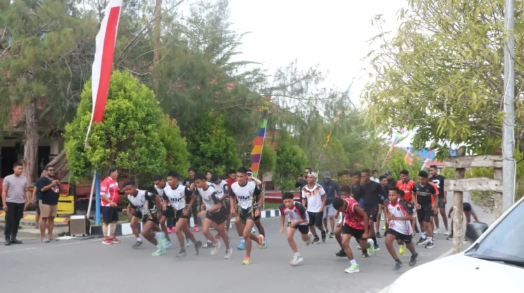 Polres Kepulauan Aru Gelar Merdeka Run Bersama RUNNERJAR