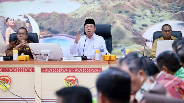 Menteri Nusron Ajak Pemda Percepat Sertipikasi Tanah Rumah Ibadah di NTT