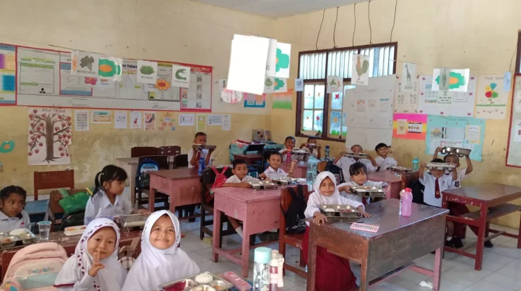 SPPG Ohoijang-Watdek Layani MBG untuk 2.328 Siswa di 11 Sekolah