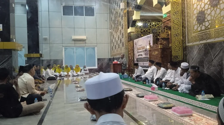 Meneladani Akhlak Nabi