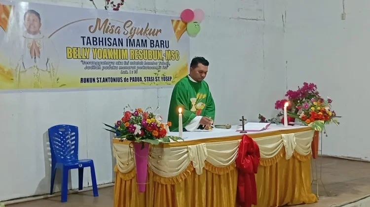 Misa Syukur Tahbisan Imam Baru Belly Y. Resubun, MSC di Rukun St. Antonius de Padua Dobo