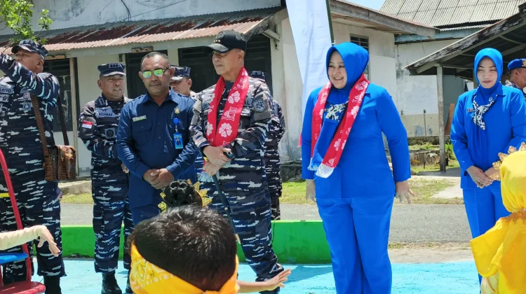 Panglima Koarmada RI Kunjungi TK Hang Tuah Tual, Dorong Pengembangan Anak Usia Dini