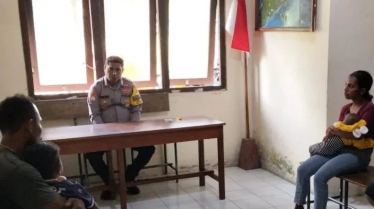 Bhabinkamtibmas Lorulun Berhasil Redam Emosi Warga Selesaikan Salahpaham Kelua