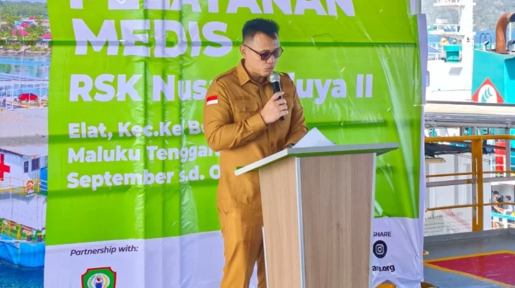 Layanan Medis Gratis Rumah sakit Kapal Nusa Waluya II Dimulai di Elat