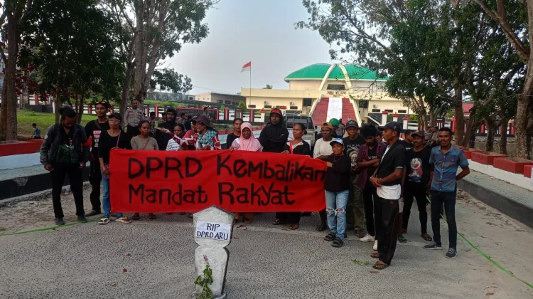 SAPA Gelar Aksi, Soroti Fungsi Pengawasan DPRD Kepulauan Aru
