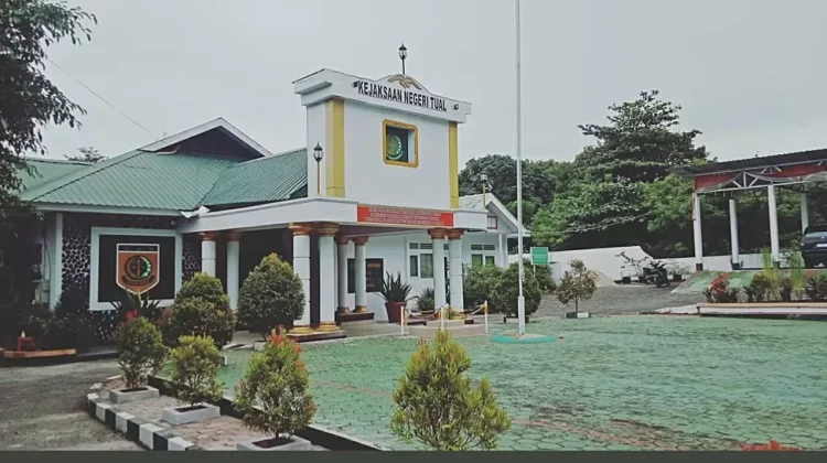 HUT Ke-81, Kejari Tual Tegaskan Hukum Ditegakkan tanpa Pandang Bulu