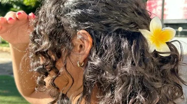 Cara Merawat Rambut Curly agar Tetap Indah dan Rapi