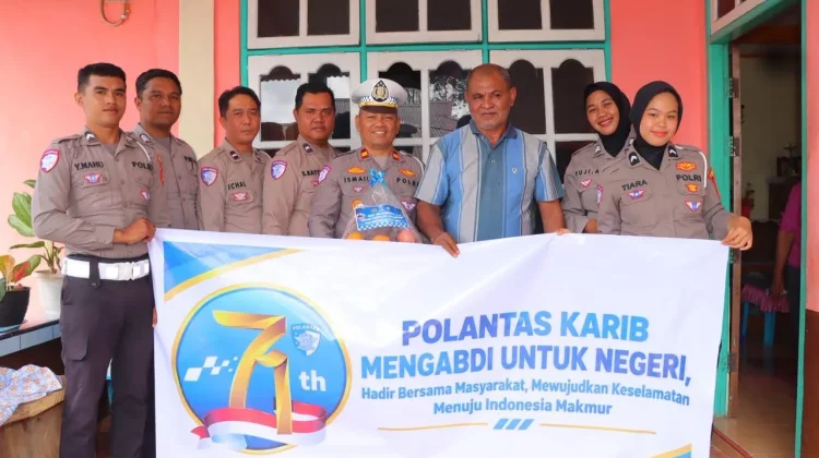 HUT Ke-71, Satlantas Tual Gelar Anjangsana dan Bakti Sosial