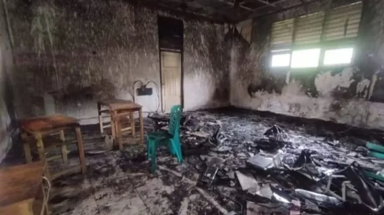 Ruang Komputer SMP Yos Sudarso Waur Ludes, Kadisdik Malra: Besok Saya Turun Langsung