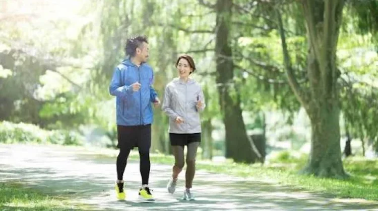 Brisk Walking: Olahraga Ringkas dan Murah yang Kian Diminati Anak Muda