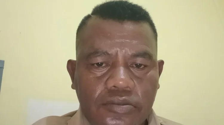 Ketua RT 024/RW 008 Soroti Pendataan Penerima Bantuan Pangan