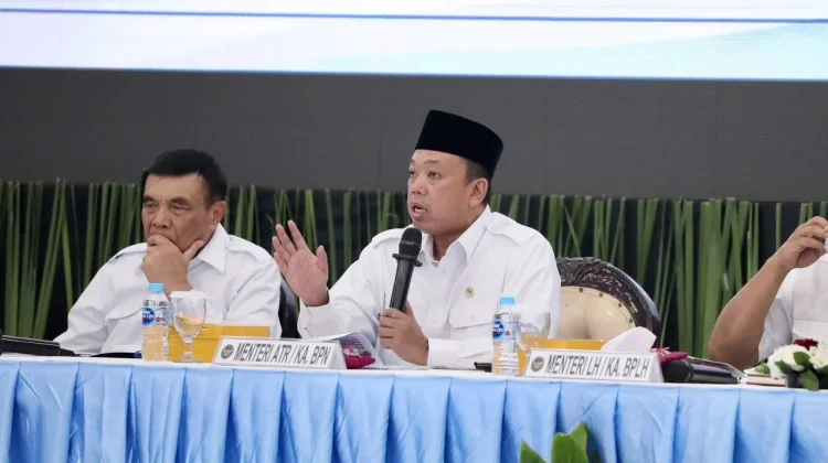 Menteri Nusron Peringatkan Pengusaha: Kebakaran Lahan Dapat Batalkan HGU