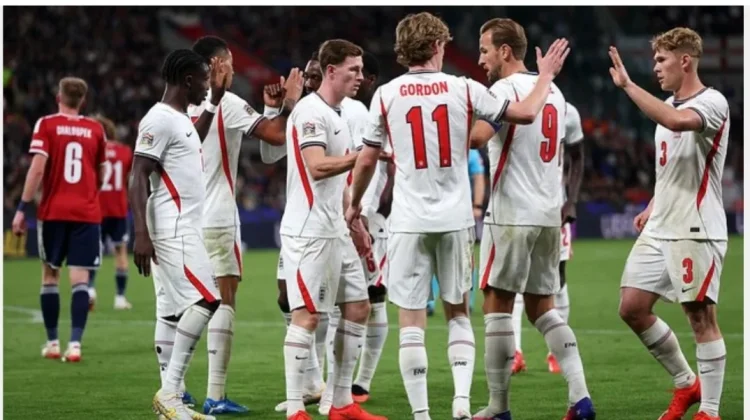 Inggris Menang 2 - 0 Atas Republik Ceko