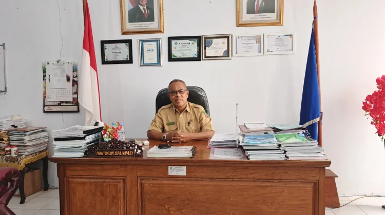SMA Negeri 3 Ambon Kunjungi Sejumlah Situs Sejarah di Maluku Tenggara