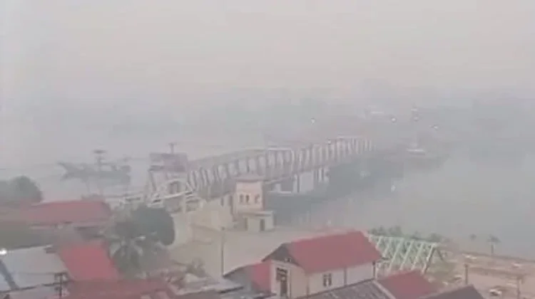 Kabut Tebal Selimuti Kepulauan Kei, Walikota Tual Himbau Warga Jaga Kesehatan