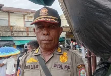 Bupati Aru Instruksikan Penertiban Pedagang di Pinggir Jalan