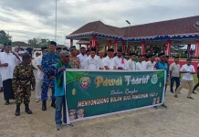 Bupati Kepulauan Aru Lepas Pawai Ta'aruf Ramadhan