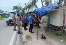 Satpol PP Aru Tertibkan Pedagang Musiman Ramadhan