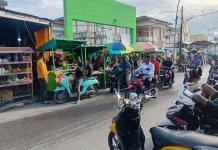 Takjil Ramadhan Laris Manis di Pasar Jargaria Pedagang Raup Untung