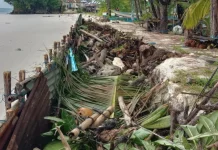 Warga Rerean: Kami Butuh Tanggul Penahan Ombak
