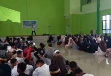 MTs N 1 Maluku Tenggara Gelar Pesantren Kilat di Masjid Agung Raudha