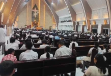 Wakil Uskup Wilayah Aru Pimpin Misa Malam Kamis Putih