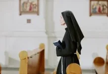 Makna Sumpah Biarawati Katolik