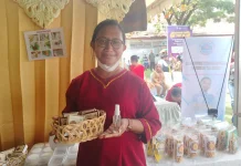 SMPN 13 Kei Kecil Pamerkan Sabun Organik Rumput Laut dan Kopi di Hardiknas 2026