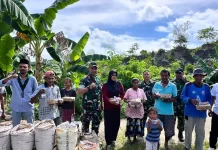 Aksi Peduli Kodim 1503/Tual, Sasar Buruh dan Pekerja Harian di Jumat Berkah