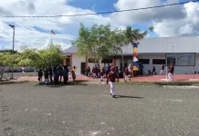 Senyum Orang Tua di Sekolah Rakyat Kota Tual