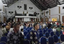 Puncak HUT Pelindung Santa Maria de Fatima Dobo Berlangsung Khidmat dan Meriah